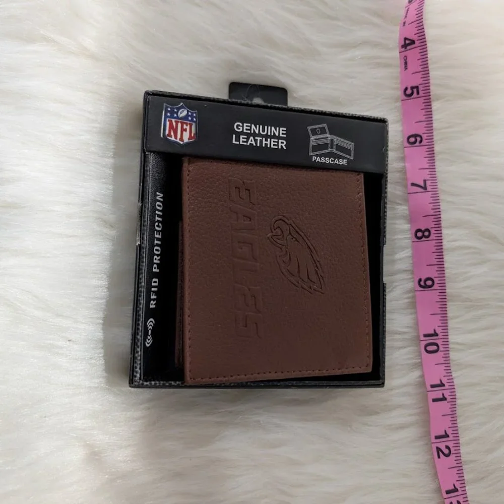 NWT Men's Brown Leather NFL Eagles Wallet